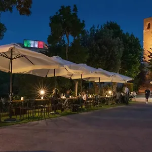  Gasthuis Osteria Belvedere